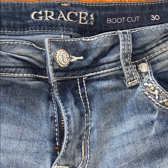 Mid Rise Bootcut jeans - Picture 3 of 4
